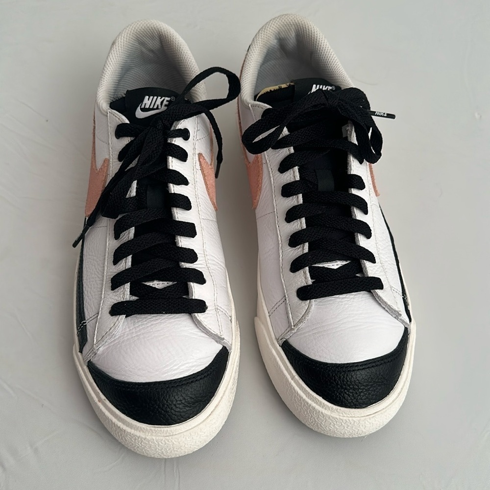 Nike Blazer Low Design Your Own sneakers white black pink DQ9700-900